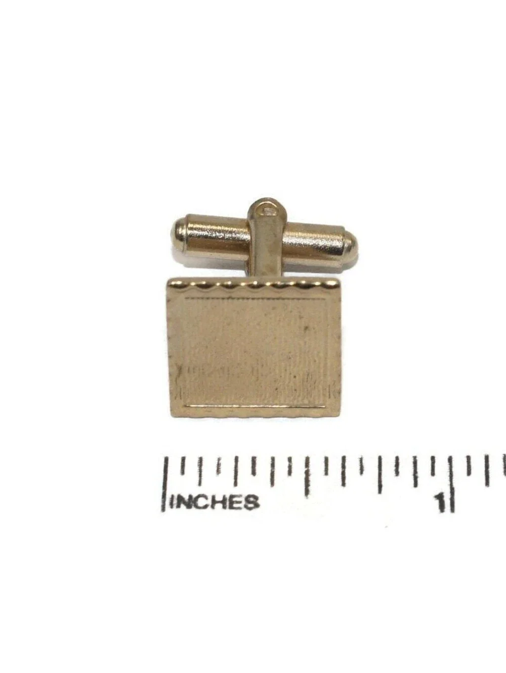 Vintage Textured Gold Tone Square Cuff Links.